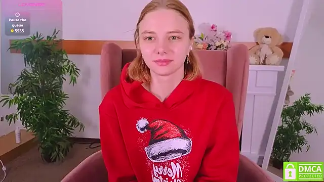 Snapshot of MirraBellanta chatting on 4, 12, 2025 MirraBellanta online show from 4, 12, 2025