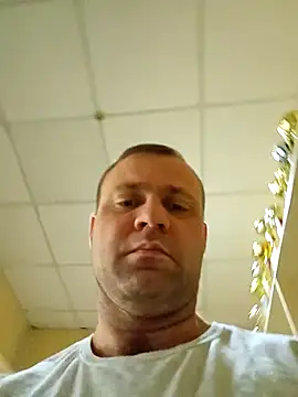 Snapshot of Crek666 chatting on 12, 3, 2025 Crek666 online show from 12, 3, 2025