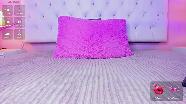 Nicol Betancur online show from 6, 3, 2026