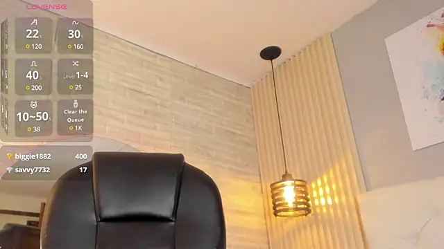 nicole  parker1 online show from 30, 1, 2025