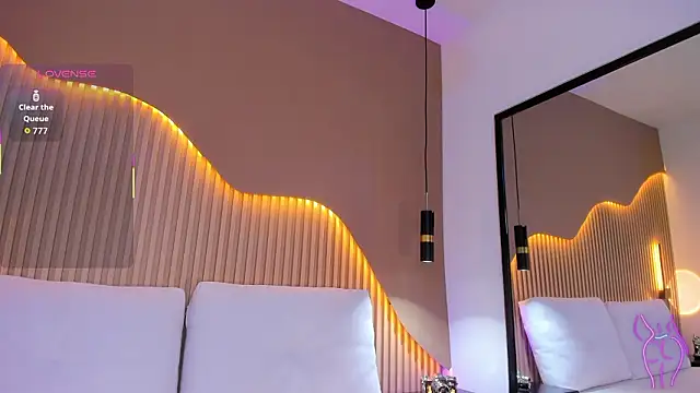 Snapshot of RenataJhonson_ chatting on 11, 3, 2026 RenataJhonson online show from 11, 3, 2026