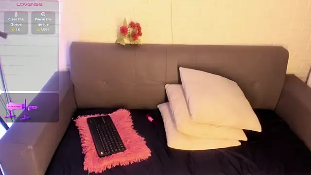 Snapshot of karina_gomez_18 chatting on 31, 10, 2025 karina gomez 18 online show from 31, 10, 2025