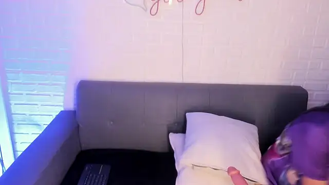 Snapshot of karina_gomez_18 chatting on 27, 11, 2025 karina gomez 18 online show from 27, 11, 2025