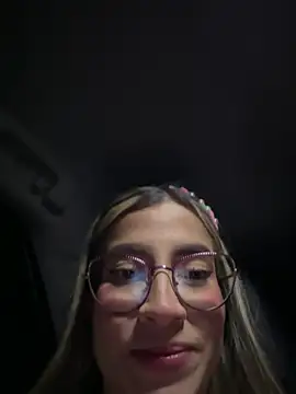 Issabela G1 online show from 5, 12, 2024