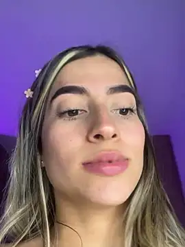 Issabela G1 online show from 6, 12, 2024