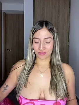 Issabela G1 online show from 28, 1, 2025