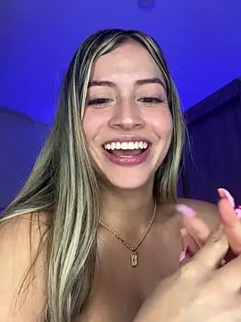 Issabela G1 online show from 4, 3, 2025