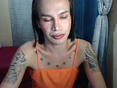 Snapshot of Indaypakay_ts chatting on 7, 7, 2026 Indaypakay ts online show from 7, 7, 2026