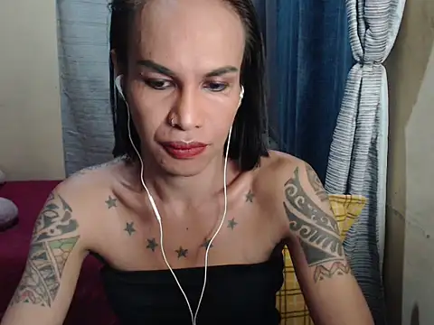 Snapshot of Indaypakay_ts chatting on 12, 7, 2026 Indaypakay ts online show from 12, 7, 2026