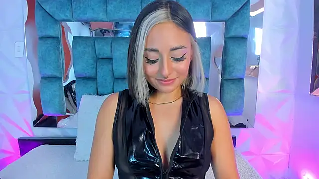 Nanda Vixen online show from 27, 1, 2025