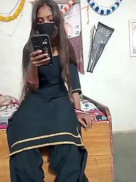 Snapshot of Lily_Baby_ chatting on 29, 11, 2025 Lily Baby online show from 29, 11, 2025