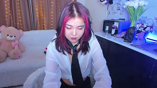 Dollyaa online show from 2, 3, 2025