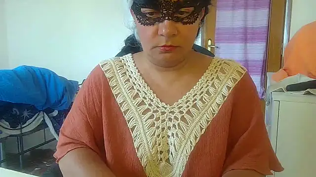 Ninalapiccolina online show from 7, 5, 2026