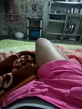 Snapshot of zoya_khan25 chatting on 4, 12, 2024 zoya khan25 online show from 4, 12, 2024