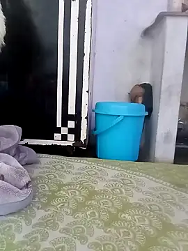 Snapshot of zoya_khan25 chatting on 8, 1, 2025 zoya khan25 online show from 8, 1, 2025