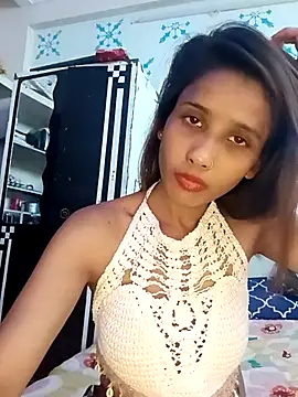 Snapshot of zoya_khan25 chatting on 17, 3, 2025 zoya khan25 online show from 17, 3, 2025