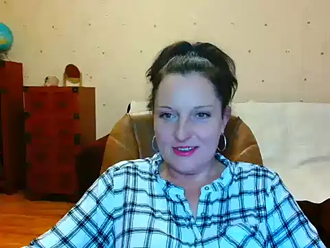 Alice3694 online show from 2, 1, 2025