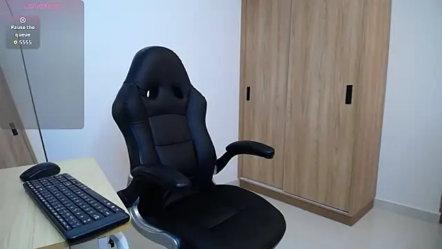 karoll marquez online show from 18, 10, 2025