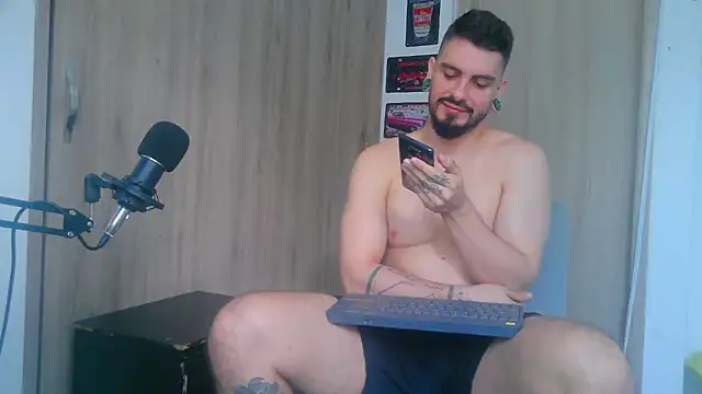 Aaron kwok28 online show from 23, 11, 2025