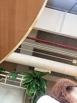 Snapshot of Katee_Jones chatting on 28, 10, 2025 Katee Jones online show from 28, 10, 2025