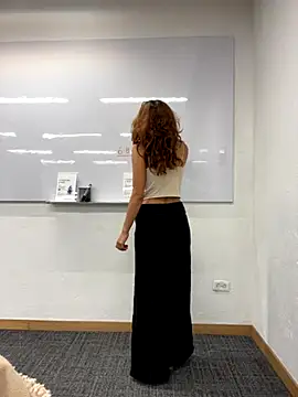 Snapshot of Katee_Jones chatting on 3, 12, 2025 Katee Jones online show from 3, 12, 2025