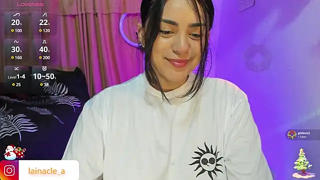 Snapshot of _laina_ chatting on 6, 1, 2025 laina online show from 6, 1, 2025