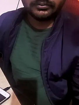 Snapshot of manoj_master chatting on 14, 11, 2025 manoj master online show from 14, 11, 2025