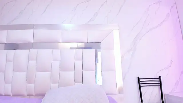 BritneyCollins online show from 30, 11, 2025