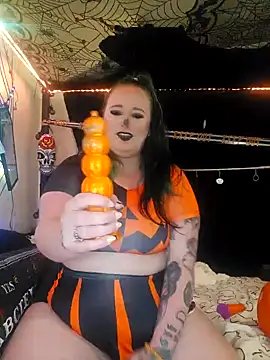 Bunny Cummings online show from 31, 10, 2025