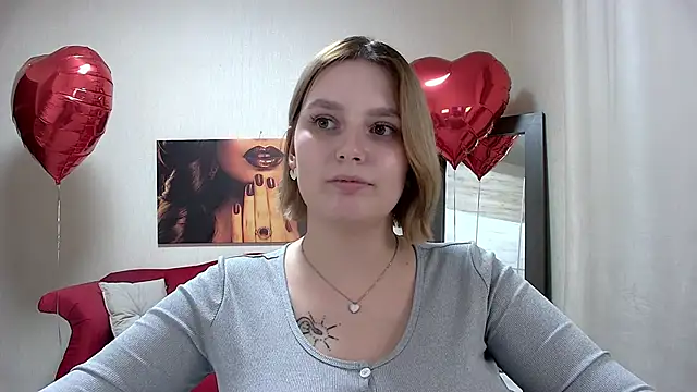 Snapshot of DianeMills chatting on 24, 2, 2025 DianeMills online show from 24, 2, 2025