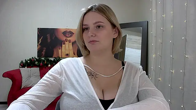 Snapshot of DianeMills chatting on 20, 12, 2025 DianeMills online show from 20, 12, 2025