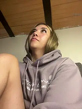 Iris lee online show from 6, 2, 2025