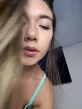 Iris lee online show from 14, 5, 2026