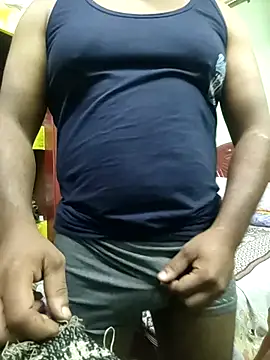 Snapshot of ShelfyOfferer chatting on 28, 11, 2025 ShelfyOfferer online show from 28, 11, 2025