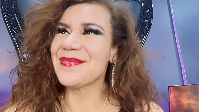 Snapshot of MelaniaKnauss chatting on 8, 3, 2025 MelaniaKnauss online show from 8, 3, 2025