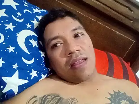 angelito0219 online show from 2, 12, 2024