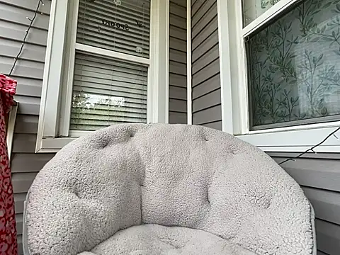 Snapshot of gingerbabe18 chatting on 16, 9, 2025 gingerbabe18 online show from 16, 9, 2025