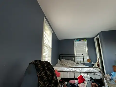 Snapshot of gingerbabe18 chatting on 3, 10, 2025 gingerbabe18 online show from 3, 10, 2025