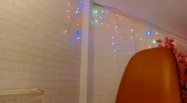 kymberly 008 online show from 31, 1, 2025