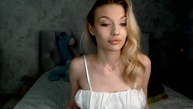 Ella Milla online show from 1, 7, 2026