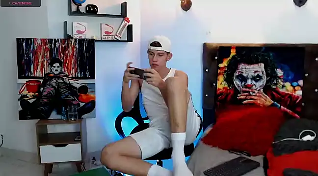 flowers18 online show from 27, 2, 2025