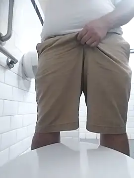 Snapshot of Whiper2024 chatting on 14, 9, 2025 Whiper2024 online show from 14, 9, 2025