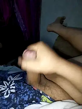 Snapshot of Whiper2024 chatting on 30, 10, 2025 Whiper2024 online show from 30, 10, 2025