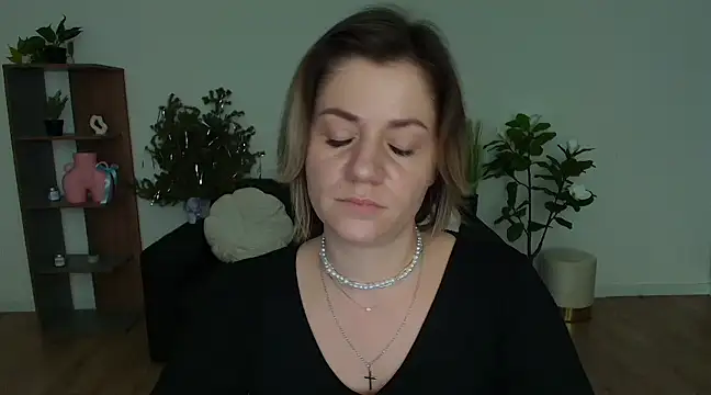 MariaSttone online show from 10, 1, 2025