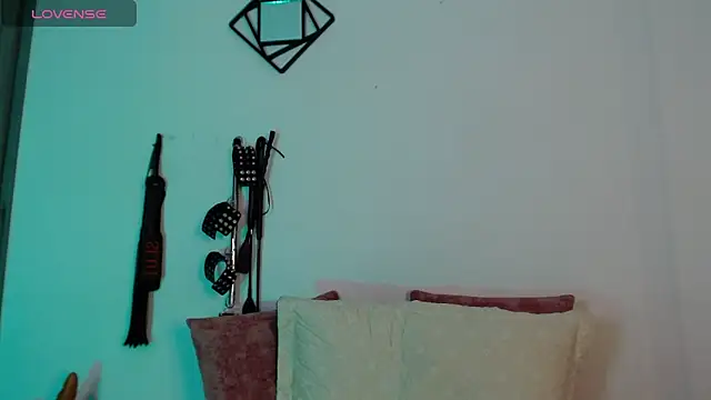 Alisson Beckett online show from 12, 3, 2025