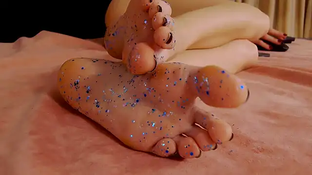 Snapshot of FeetVibe chatting on 25, 2, 2025 FeetVibe online show from 25, 2, 2025