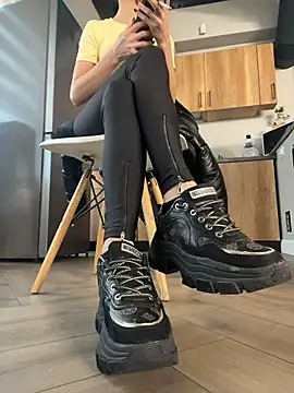 FeetVibe online show from 11, 11, 2025