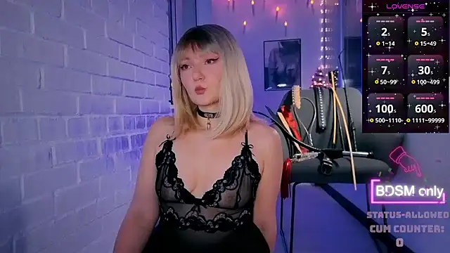 Snapshot of Sandralawrence chatting on 17, 1, 2026 Sandralawrence online show from 17, 1, 2026