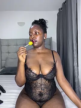 Snapshot of prettiepearl chatting on 2, 10, 2025 prettiepearl online show from 2, 10, 2025