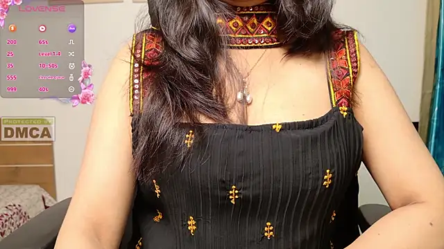 Punjabi Queen1 online show from 10, 11, 2025